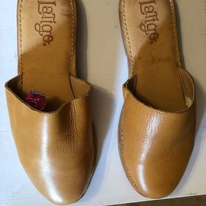 Italian brown leather flats